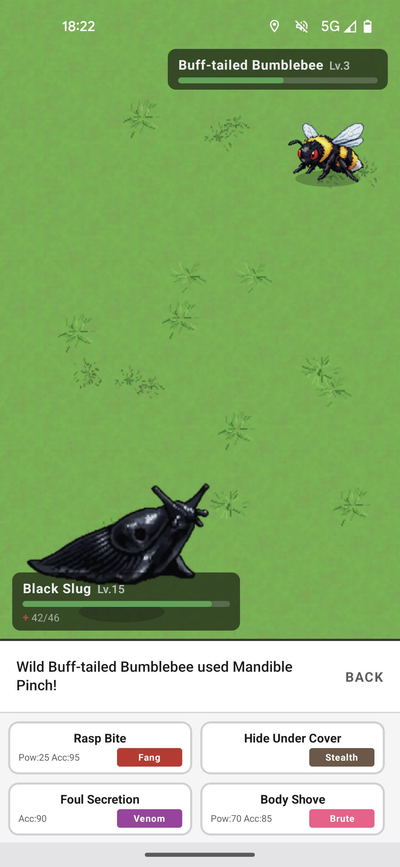A wild battle: a Buff-tailed Bumblebee against the player's Black Slug, with the moves below